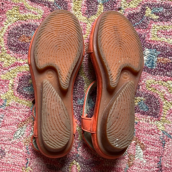 El Naturalista Cares Code ND21 39 Sunset Orange Leather T-strap wedge sandals - Picture 4 of 8